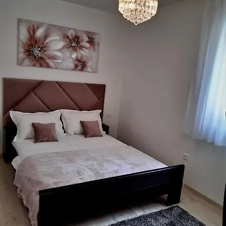 Luxury Apartment Makarska 2Min From Beach Exterior photo
