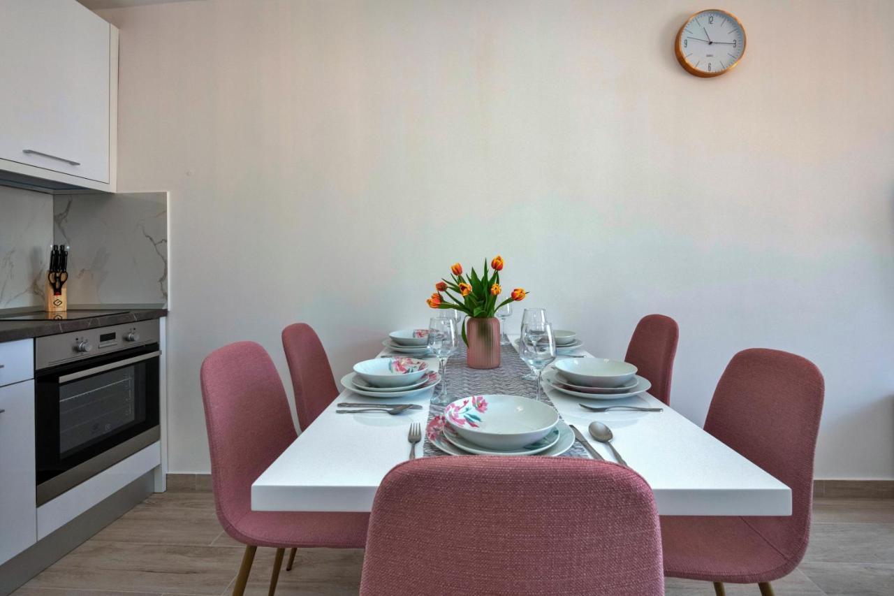 Apartment Luxury 2min From *