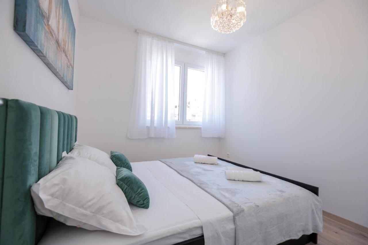 Apartment Luxury 2min From *
